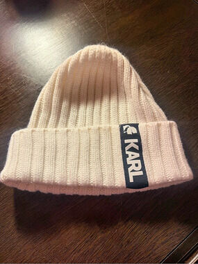 Karl Lagerfeld Ribbed Knit Beanie with Logo Tape Tag in white